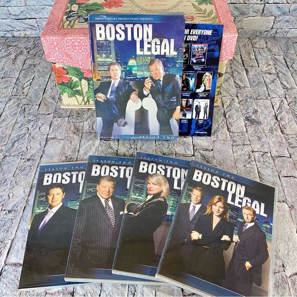 Boston Legal DVD Season Two Seven Disk Set 27 Episodes - Picture 1 of 5